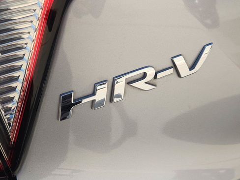 Used 2022 Honda HR-V Sport image 28