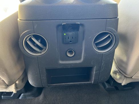 Used 2016 Ford F350 XLT w/ Snow Plow Prep Package image 40