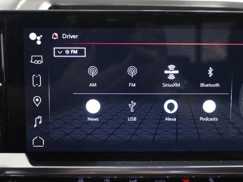 Used 2024 GMC Sierra 2500 SLT w/ SLT Convenience Package image 29