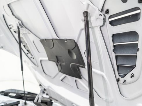 Used 2020 Jaguar F-TYPE SVR image 72