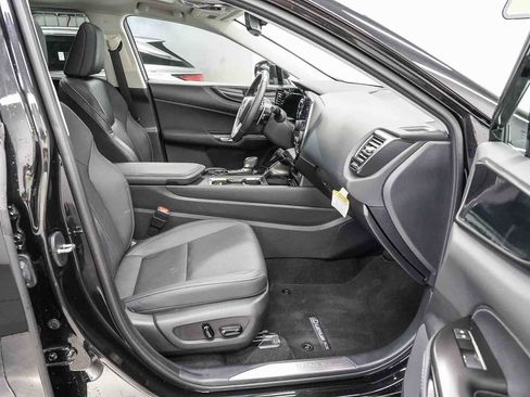 Used 2025 Lexus NX 250 FWD image 17