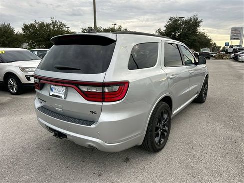 Used 2025 Dodge Durango R/T image 4