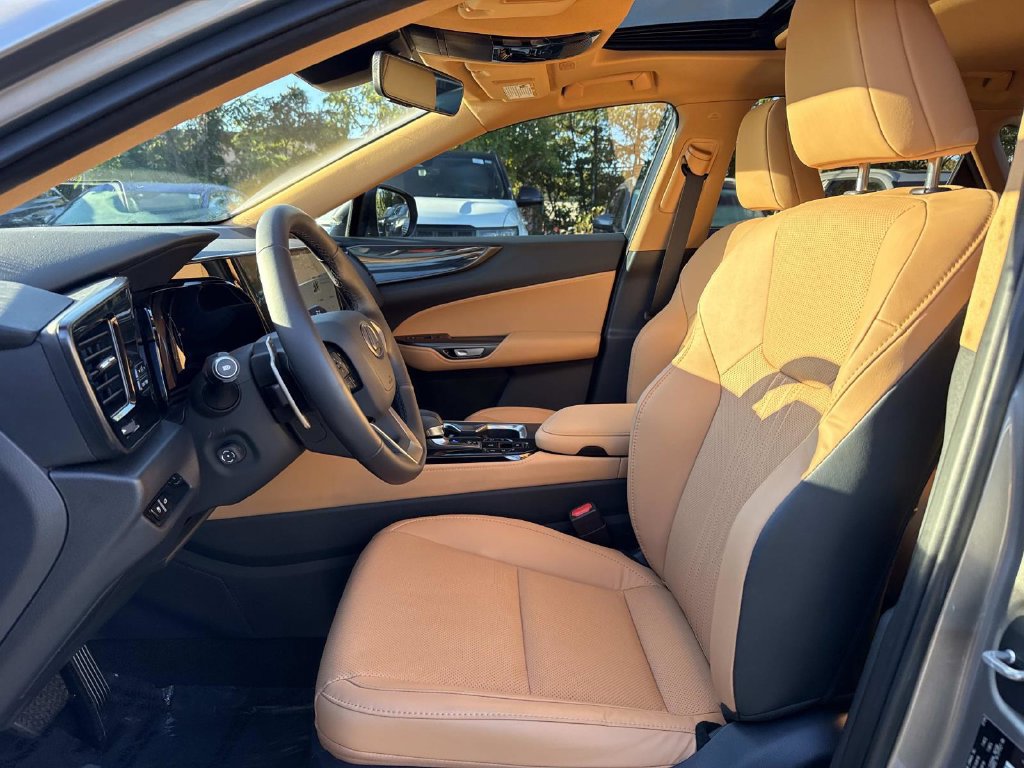 Used 2025 Lexus NX 350 AWD w/ Accessory Package (2T) image 10
