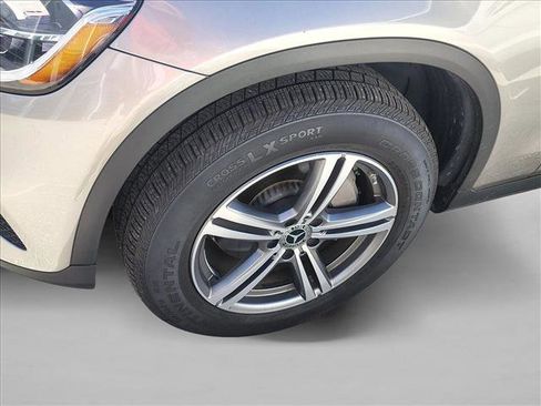 Used 2020 Mercedes-Benz GLC 300 image 19