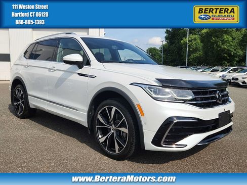 Used 2024 Volkswagen Tiguan SEL R-Line AWD/4WD image 1