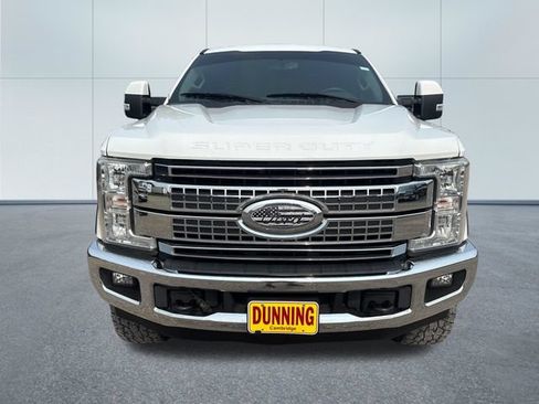 Used 2017 Ford F250 Lariat w/ Lariat Value Package AWD/4WD image 6