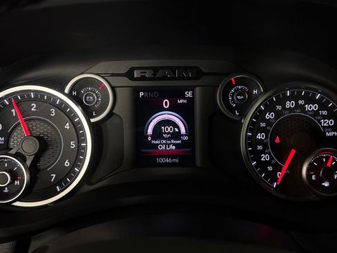 Certified 2026 RAM 2500 Big Horn AWD/4WD image 13