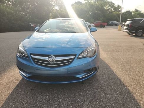 Used 2017 Buick Cascada Sport Touring FWD image 4