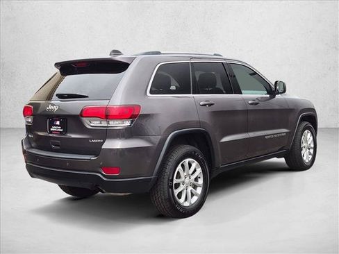 Used 2021 Jeep Grand Cherokee Laredo AWD/4WD image 5