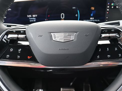 Certified 2026 Cadillac Vistiq Luxury AWD/4WD image 22
