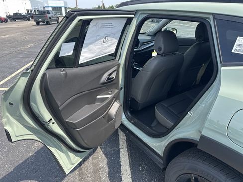 New 2025 Chevrolet Trax ACTIV w/ Driver Confidence Package image 20