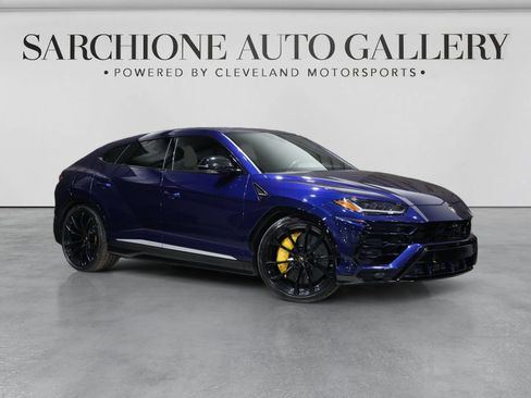 Used 2019 Lamborghini Urus AWD/4WD image 19