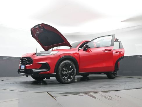 Used 2024 Honda HR-V Sport image 41