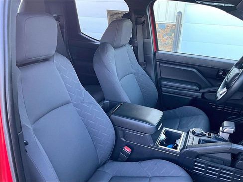 Used 2024 Toyota Tacoma SR5 image 7