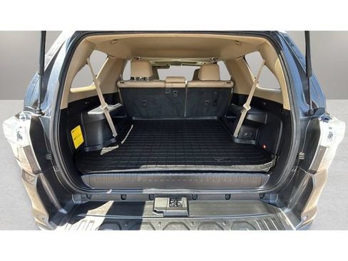 Used 2016 Toyota 4Runner Limited RWD image 31