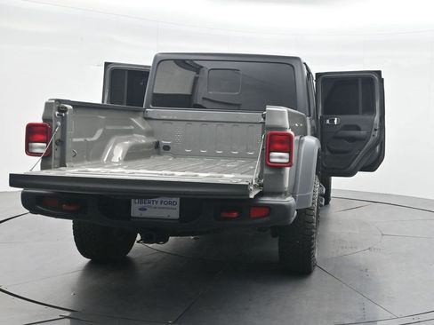 Used 2023 Jeep Gladiator Rubicon w/ Trailer Tow Package AWD/4WD image 38