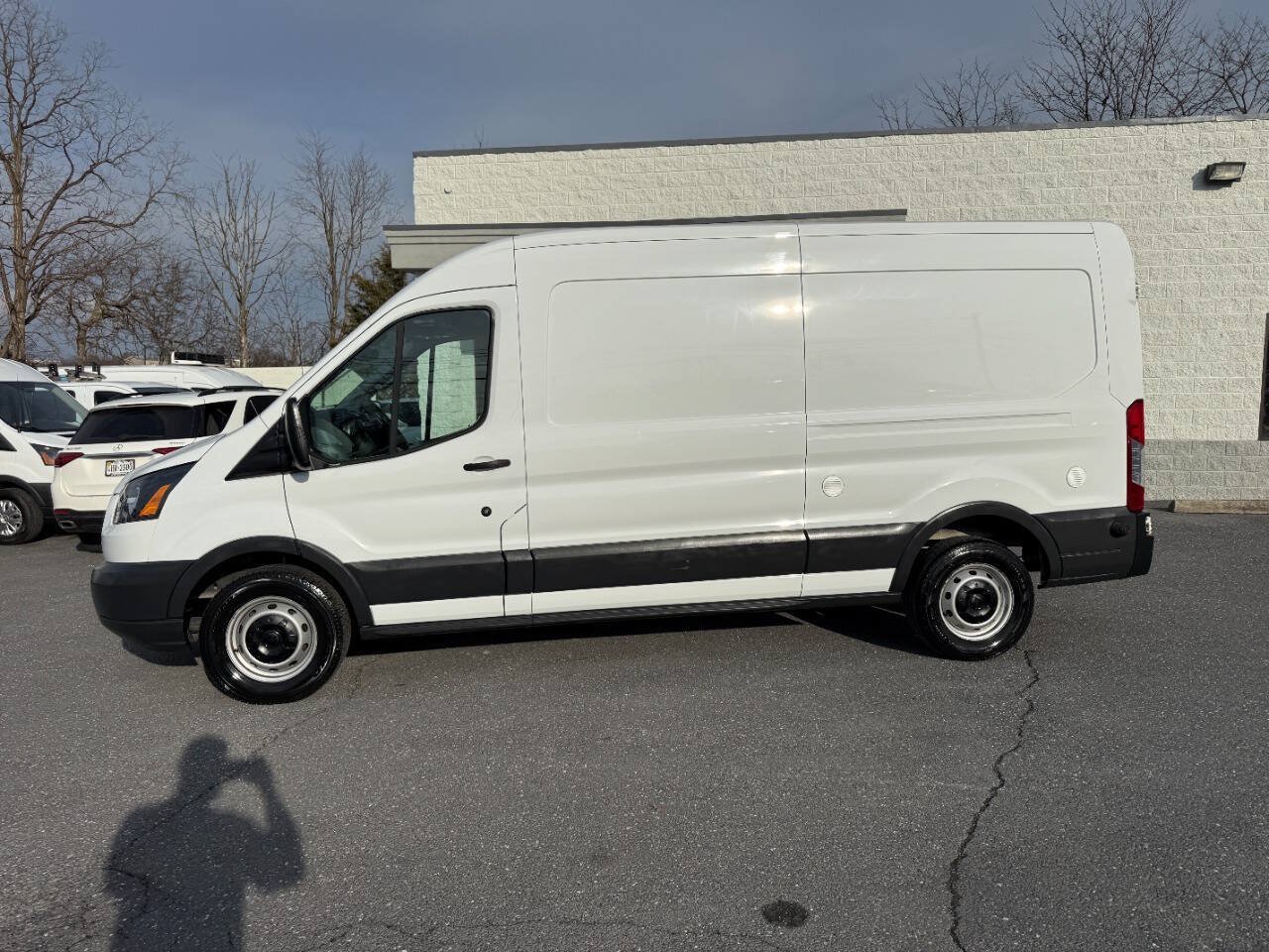 Used 2018 Ford Transit 350 148 Medium Roof RWD image 34
