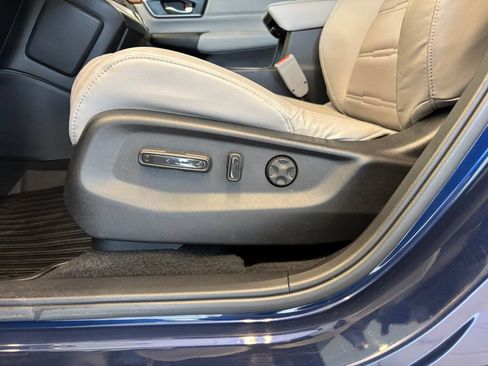 Used 2019 Honda CR-V EX-L image 16