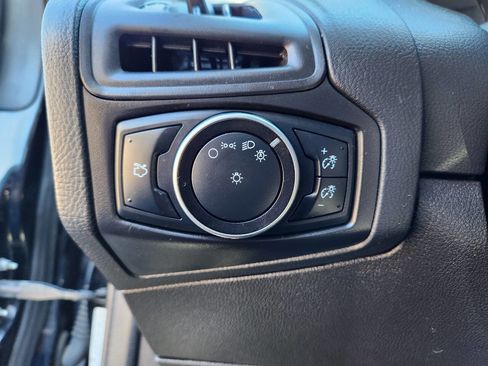 Used 2017 Ford Focus SE image 20