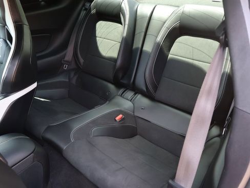 Used 2021 Ford Mustang Shelby GT500 w/ Technology Package RWD image 28