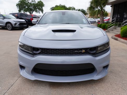 Used 2022 Dodge Charger Scat Pack image 2