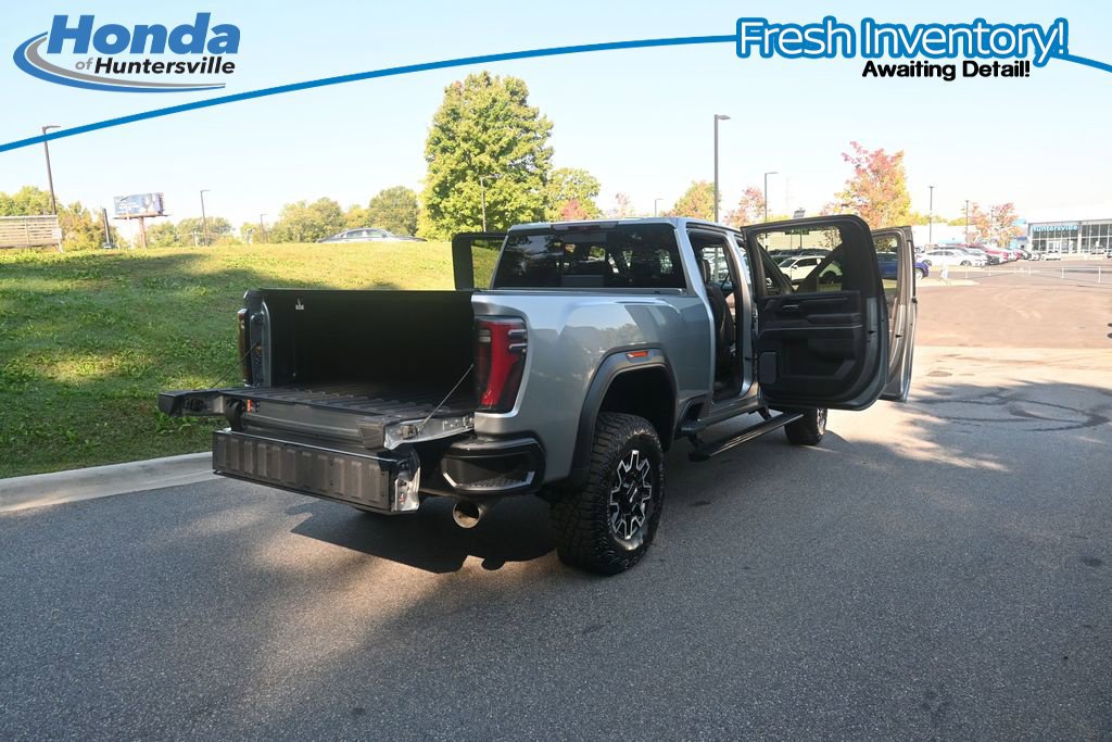 Used 2024 GMC Sierra 2500 AT4X AWD/4WD image 20