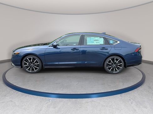 New 2026 Honda Accord Touring image 8
