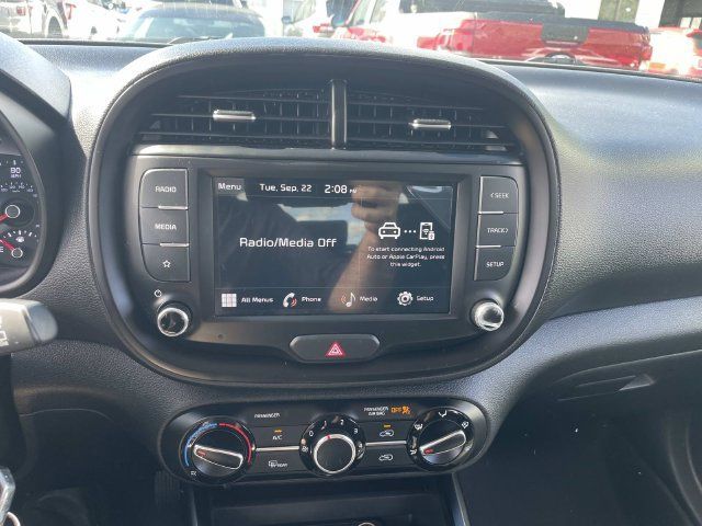 Used 2022 Kia Soul LX FWD image 25