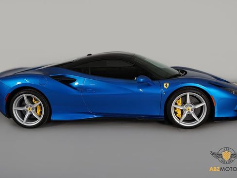 Used 2022 Ferrari F8 Tributo image 4