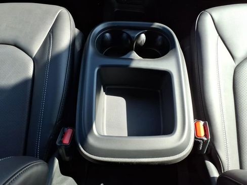 New 2026 Chrysler Pacifica Select image 26