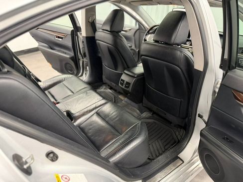 Used 2013 Lexus ES 350 w/ Luxury Pkg FWD image 44