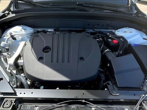 New 2026 Volvo XC60 B5 Ultra w/ Protection Package Premier image 23