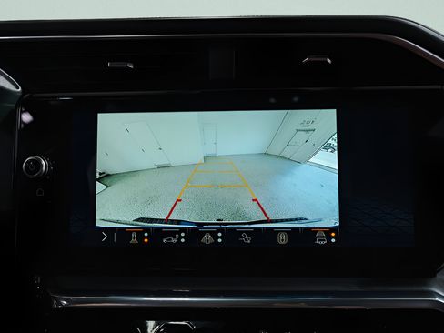 Used 2025 GMC Sierra 2500 Denali Ultimate AWD/4WD image 15