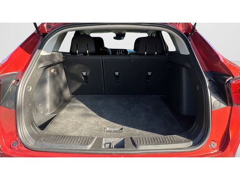 Used 2024 Chevrolet Trax LS w/ LS Convenience Package FWD image 9