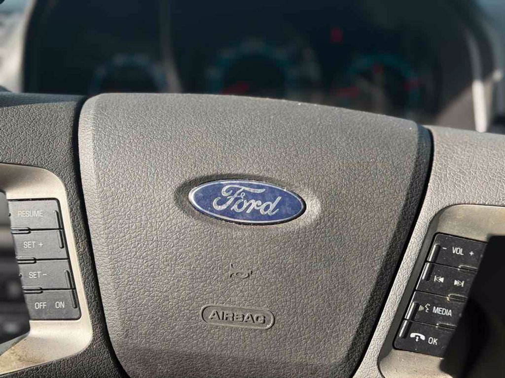 Used 2010 Ford Fusion Sport FWD image 16