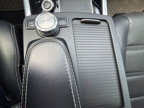 Used 2014 Mercedes-Benz E 63 AMG S-Model image 22