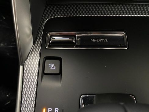 New 2025 MAZDA CX-90 Plug-In Hybrid w/Premium Sport AWD/4WD image 25