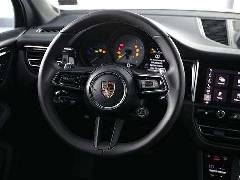New 2026 Porsche Macan S image 30