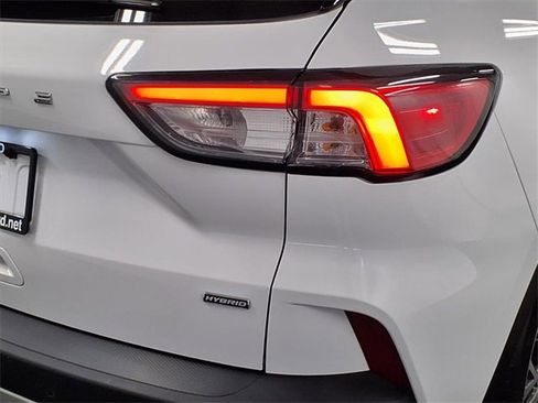 Certified 2021 Ford Escape SEL image 29