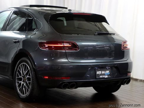 Used 2017 Porsche Macan GTS image 8