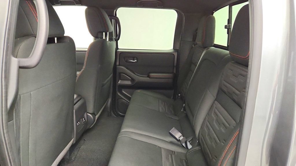 Used 2024 Nissan Frontier PRO-4X w/ Pro Convenience Package AWD/4WD image 21