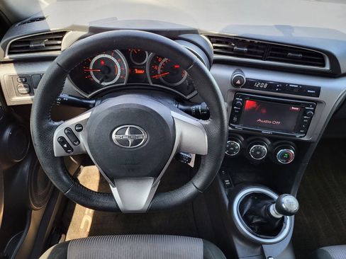 Used 2014 Scion tC FWD image 29
