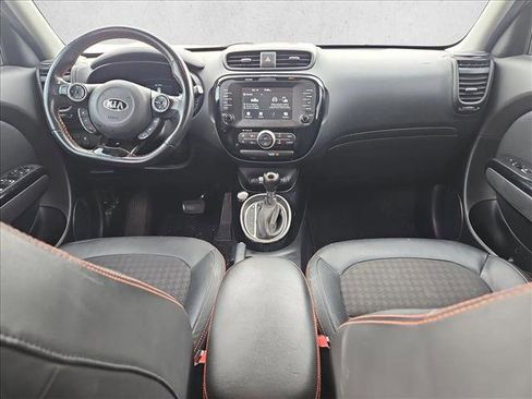 Used 2018 Kia Soul ! image 8