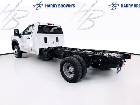 New 2026 GMC Sierra 3500 Pro w/ Convenience Package AWD/4WD image 22