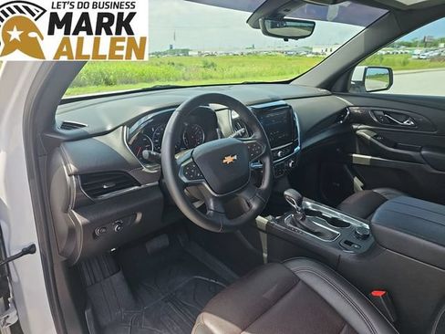 Used 2024 Chevrolet Traverse High Country FWD image 10