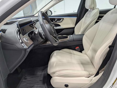 Certified 2026 Mercedes-Benz E 350 4MATIC Sedan image 4
