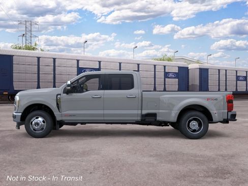 New 2026 Ford F350 4x4 Crew Cab DRW Super Duty image 25