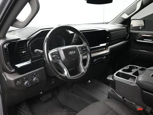 Used 2024 Chevrolet Silverado 1500 RST AWD/4WD image 12