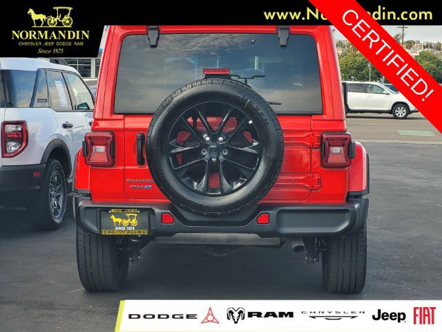 Certified 2025 Jeep Wrangler Unlimited Sahara AWD/4WD image 4