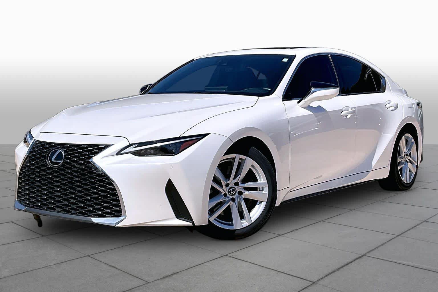 Used 2024 Lexus IS 300 w/ Comfort Package RWD image 2